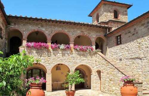 Castellina in Chianti Apartment | Apartment Cellole - Torretta - CTC153 by Interhome