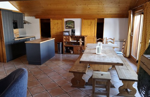 Les Menuires Apartment | Apartment Chalet Les Menuires, ski in and ski out, spacious and friendly