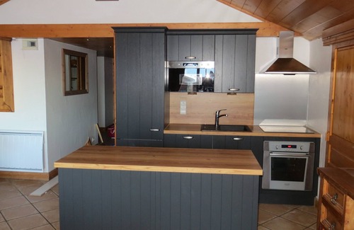 Les Menuires Apartment | Apartment Chalet Les Menuires, ski in and ski out, spacious and friendly