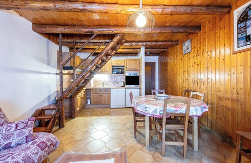 Bonneval-sur-Arc Apartment | Apartment 'Chamois' with Mountain View, Balcony and Wi-Fi