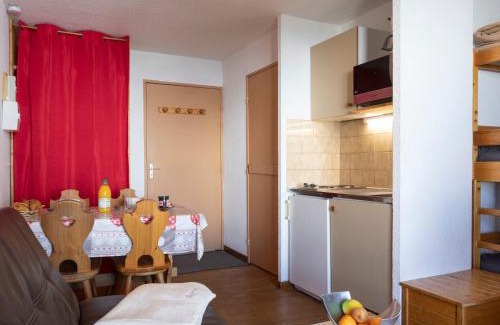 Val-Thorens Apartment | Apartment Cimes de Caron 1603 by Interhome