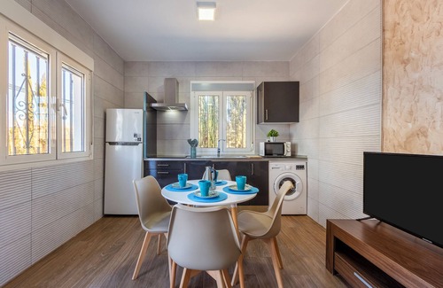 Pujaire Apartment | Apartment 'Citronela' with Private Terrace and Air Conditioning