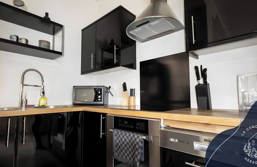 Arras Apartment | Apartment close to the squares with private outdoor area