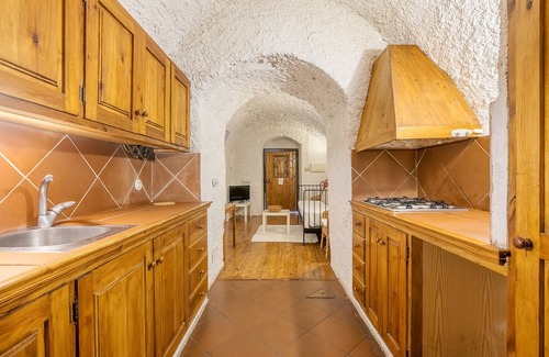 Guadix Apartment | Apartment 'Cueva Luna' with Mountain View, Shared Pool and Wi-Fi