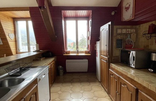 Cauterets Apartment | Apartment decorated mountain style in the heart of cauterets