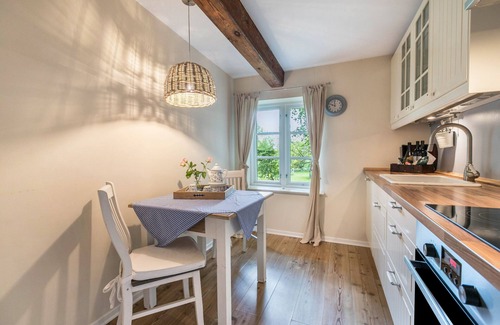 Pellworm Apartment | Apartment 'Der Silberhof Von 1856 - Lenz' with Private Terrace, Shared Garden and Wi-Fi