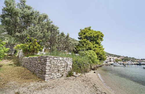 Perigiali Apartment | Apartment 'Diamerima 2ari A' with Sea View, Wi-Fi and Air Conditioning