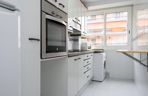 La Pineda Apartment | Apartment direct beach access 5km Port Aventura