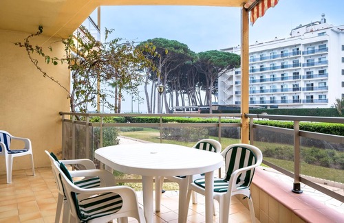 La Pineda Apartment | Apartment direct beach access 5km Port Aventura
