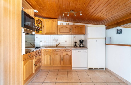 Apt House | Apartment “Du Soleil Levant” – Comfort and Panoramic View in Apt