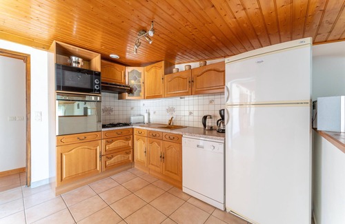 Apt House | Apartment “Du Soleil Levant” – Comfort and Panoramic View in Apt