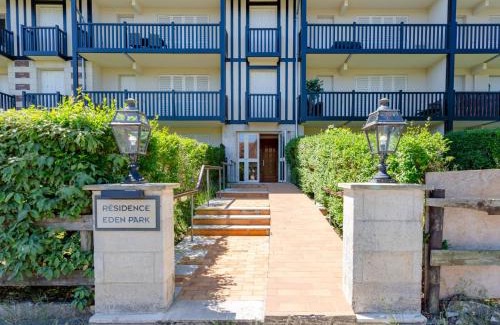 Benerville-sur-Mer Apartment | Apartment Eden Park-2 by Interhome