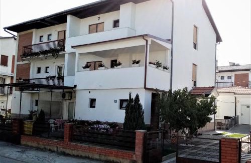 Prilep House | Apartment Elmari