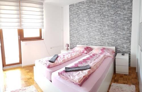 Sumece Apartment | Apartment Emina