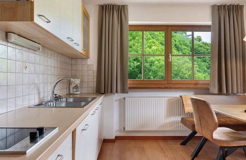 Fie allo Sciliar Apartment | Apartment 'Emmerich Holzknecht' with Mountain View, Private Terrace and Wi-Fi