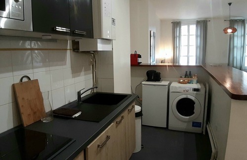 Hotel de Ville - Quinconces Apartment | Apartment Ensuite - de la Devise