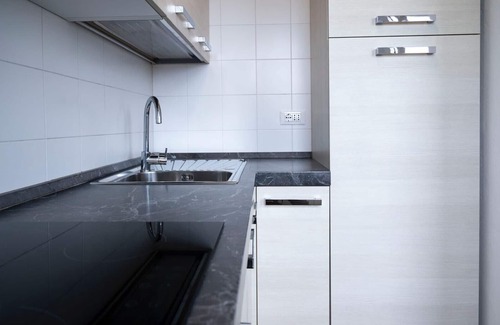 Citta Bassa Apartment | Apartment 'Enzina' with Wi-Fi and Air Conditioning
