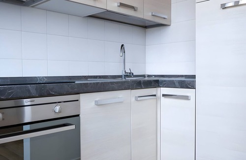 Citta Bassa Apartment | Apartment 'Enzina' with Wi-Fi and Air Conditioning