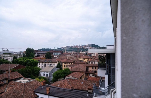 Citta Bassa Apartment | Apartment 'Enzina' with Wi-Fi and Air Conditioning