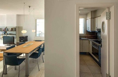 Sant Feliu de Guixols Apartment | Apartment with pool on the seafront