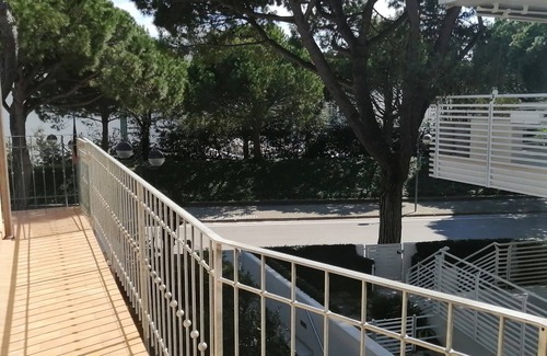 Jesolo Apartment | Apartment 'Euroholiday 3G' with Balcony and Wi-Fi