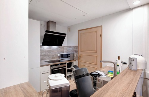 Dagebuell Apartment | Apartment 'Ferienwohnung Föhr' with Shared Terrace, Shared Garden and Wi-Fi