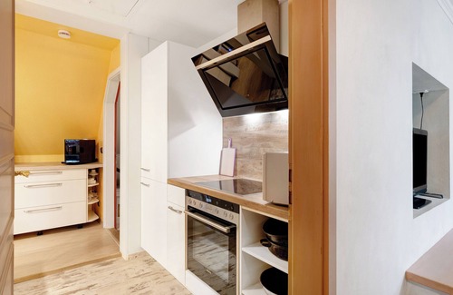Dagebuell Apartment | Apartment 'Ferienwohnung Föhr' with Shared Terrace, Shared Garden and Wi-Fi