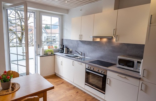 Aftersteg Apartment | Apartment 'Ferienwohnung Kresselblick, 70qm' with Balcony and Wi-Fi