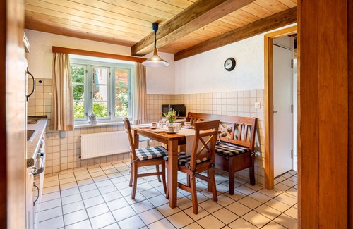Pellworm Apartment | Apartment 'Fewo Gönke' with Private Garden and Wi-Fi