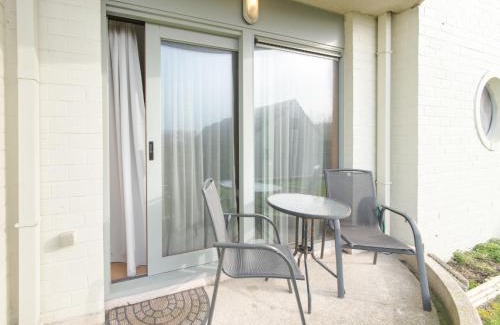 Bredene Apartment | Apartment Firenze 011 by Interhome
