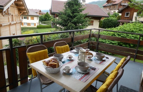 Saint-Jean-de-Sixt Apartment | Apartment for 4 in the center of the village.