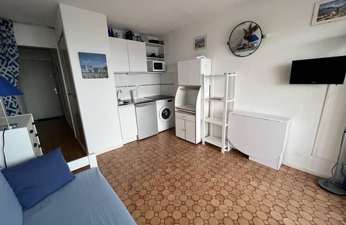 Le Barcares Apartment | Apartment for 4, near shops and beach