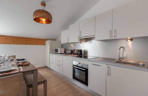 Chatel Apartment | Apartment for 4 pp - top floor, modern, close to center and ski lifts