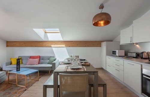 Chatel Apartment | Apartment for 4 pp - top floor, modern, close to center and ski lifts
