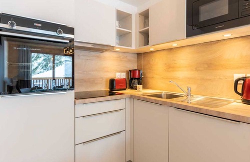 Valmorel Apartment | Apartment for 6, 2 bedrooms, balcony, parking, WIFI