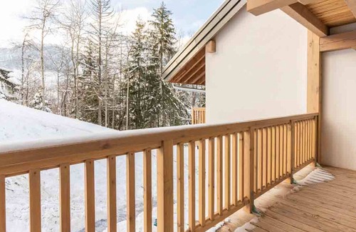 Valmorel Apartment | Apartment for 6, 2 bedrooms, balcony, parking, WIFI