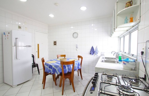 Meireles Apartment | Apartment for 8 people + WIFI + TV