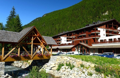 Vallorcine Apartment | Apartment for 8 persons in Vallorcine