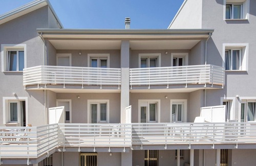 Miramare Apartment | Apartment for Families in Miramare near the Sea - Halmahera 5/A