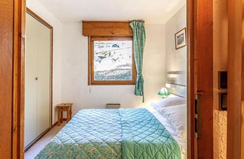 Saint-Gervais-les-Bains Apartment | Apartment Les Grets-9 by Interhome