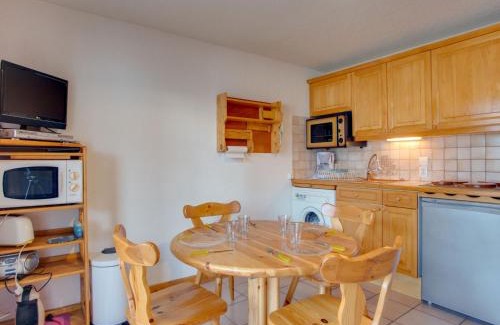 Saint-Gervais-les-Bains Apartment | Apartment Aiguille du midi by Interhome