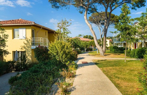 Le Brusc Apartment | Apartment in Six-Fours with Sea View