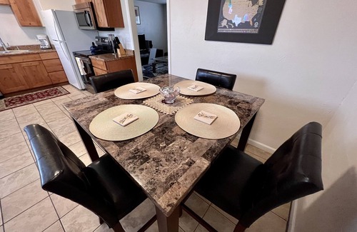 Rexburg Apartment | Apartment, Free Breakfast, Close by Rexburg Temple & BYUI. Parks. Yellowstone.