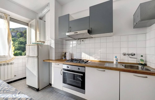Sestri Levante Apartment | Apartment 'Giaco' with Sea View, Balcony and Wi-Fi