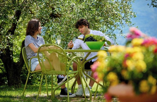 Riva del Garda Apartment | Apartment "Girasole" with Balcony, Air Conditioning and Wi-Fi