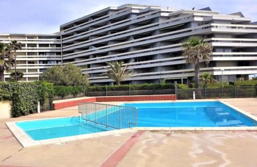 La Cote Radieuse Apartment | Apartment Grand Sud-2 by Interhome