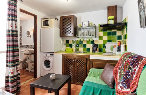 Quesada Apartment | Apartment 'Guadalentin' with Private Terrace, Wi-Fi and Air Conditioning