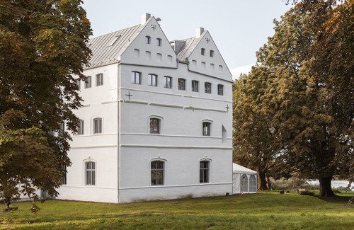 Poseritz Apartment | Apartment Gut Üselitz on Rügen - 2. Upper floor right 1