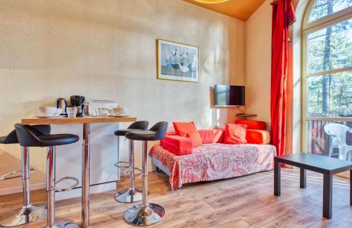 Lacanau-Ocean Apartment | Apartment Hameau du golf-2 by Interhome