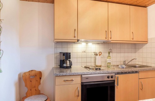 Hammersbach Apartment | Apartment 'Haus Niklos - Wank' with Mountain View, Garden & Wi-Fi